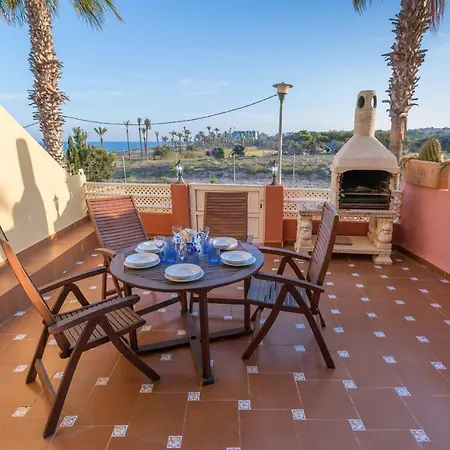 بيت للعطل Fidalsa Spectacular Beachfront *