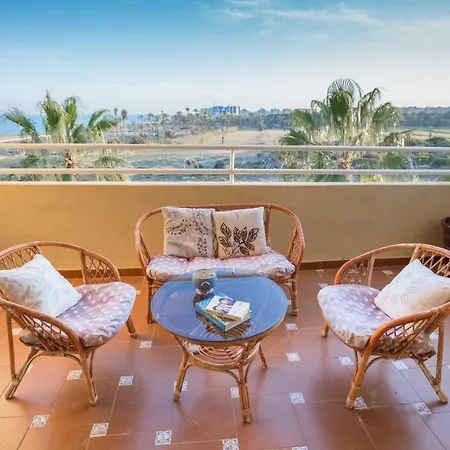 Fidalsa Spectacular Beachfront بيت للعطل