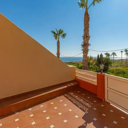 Fidalsa Spectacular Beachfront تورّيفيِخا