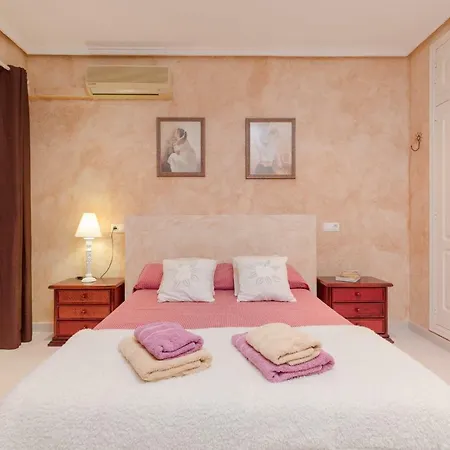 度假居 Fidalsa Spectacular Beachfront 托雷维耶哈